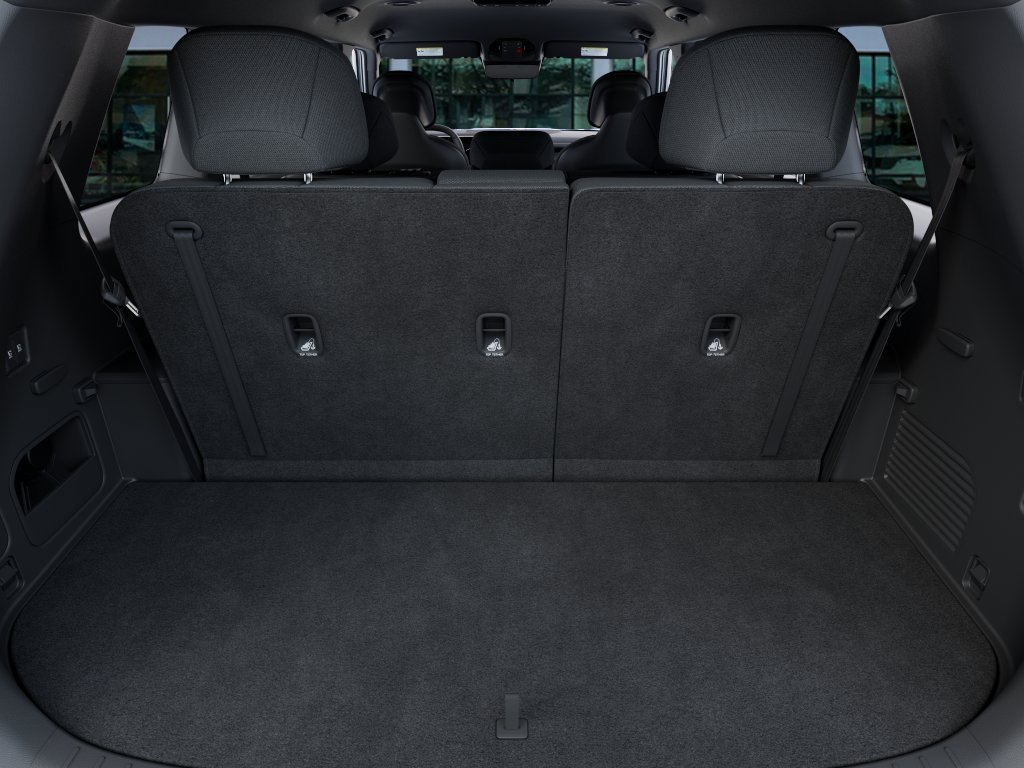 New 2027 White Kia LX image 19