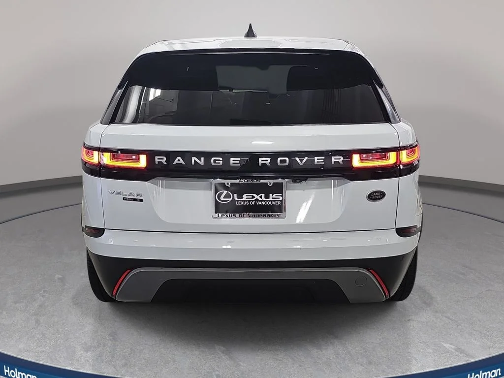 Used 2018 White Land Rover S image 7