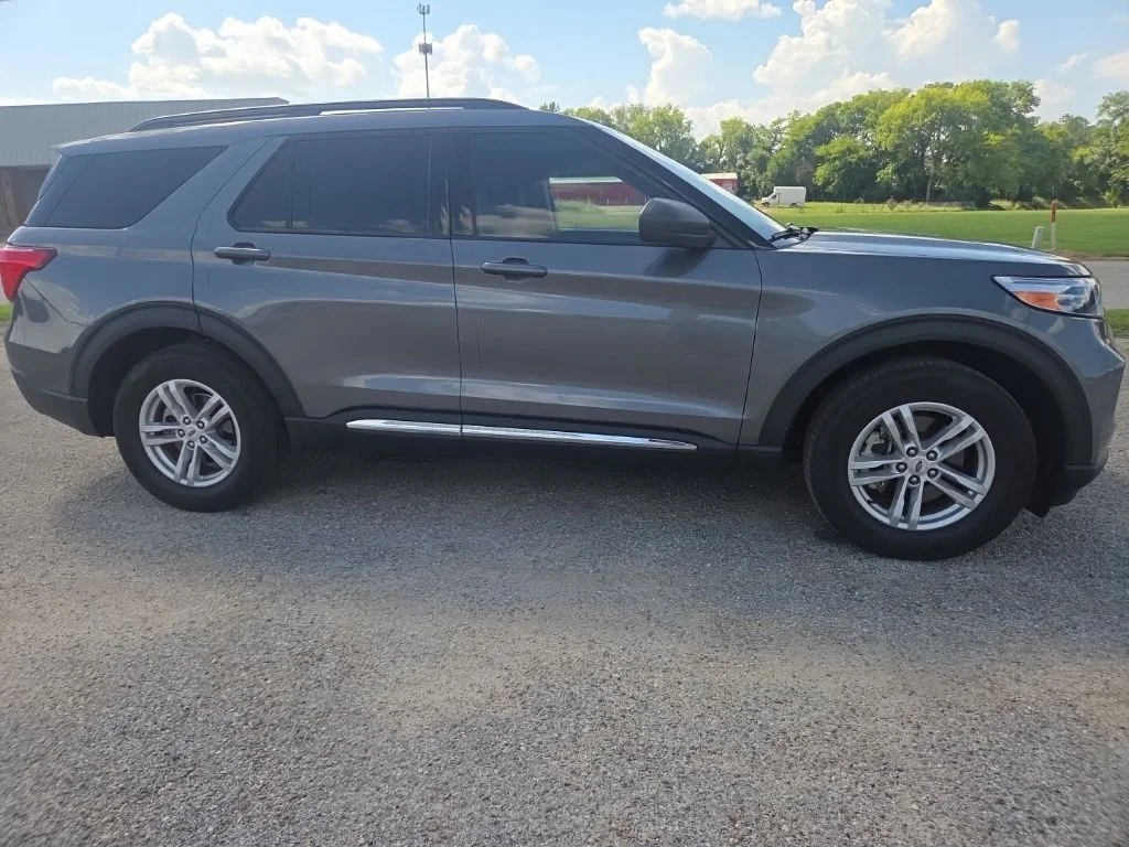 Certified Used 2023 Gray Ford XLT image 12