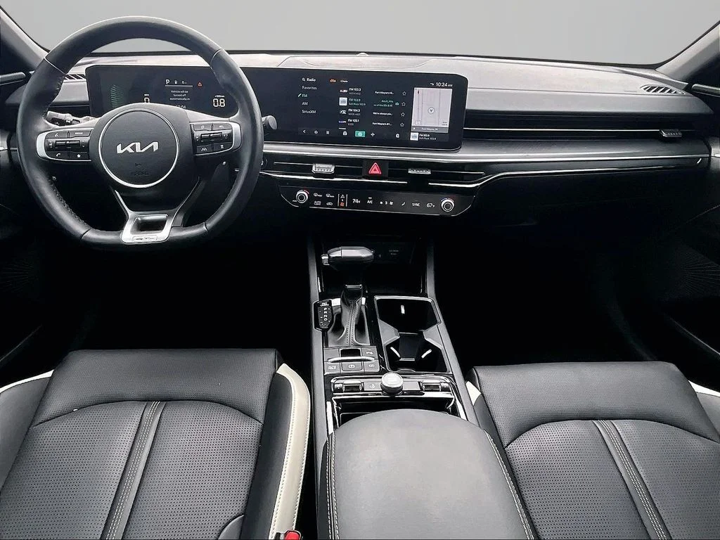 Used 2025 Gray Kia GT-Line image 17