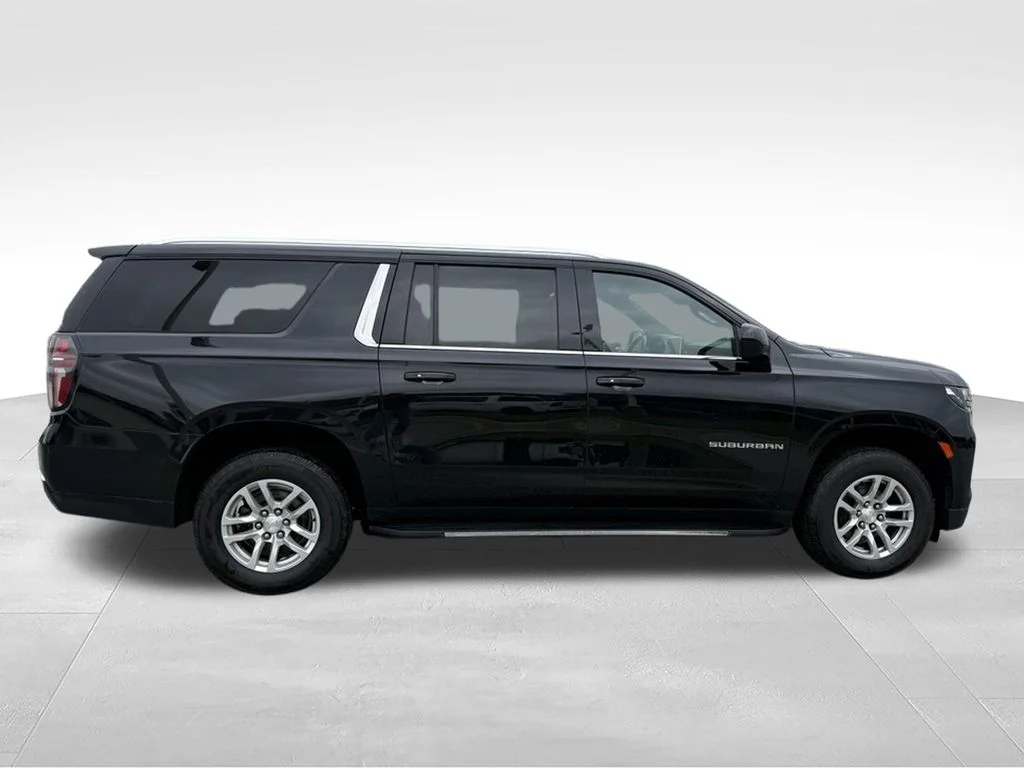 Used 2023 Black Chevrolet LT image 28