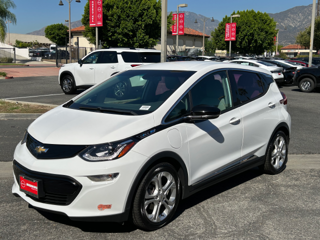 Used 2020 White Chevrolet LT image 4