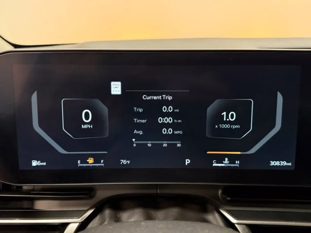 Used 2025  Kia SX image 20