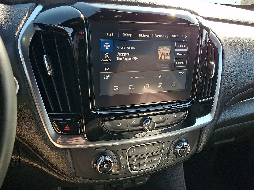 Used 2023 White Chevrolet LT image 24