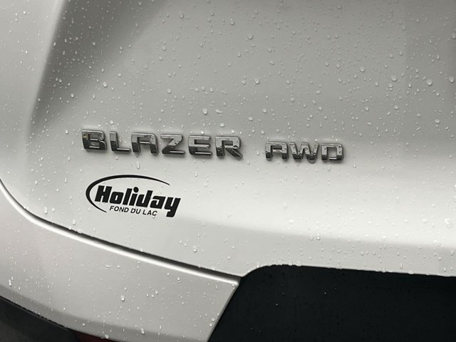 Used 2021 Summit White Chevrolet LT image 32