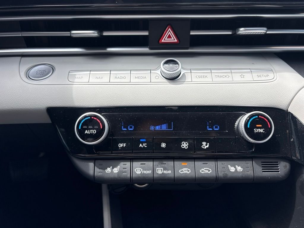 Used 2023 White Hyundai Limited image 22