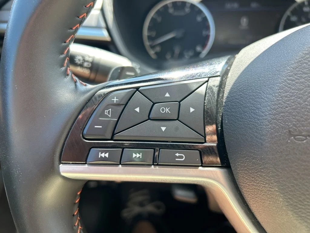 Used 2025 Gray Nissan 2.5 SR image 26
