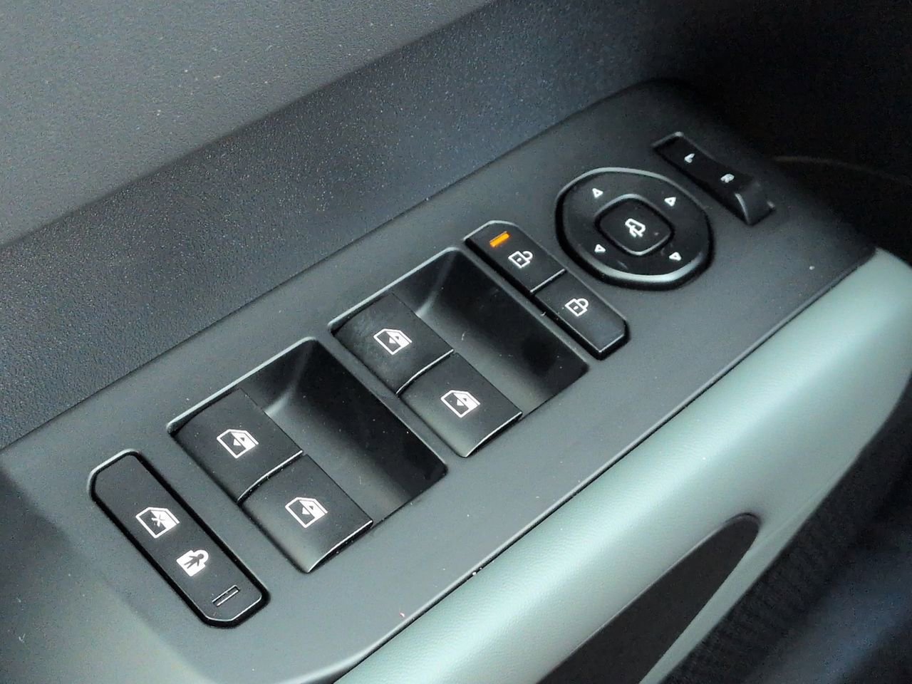 New 2027 Ebony Black Kia X-LINE SX PRESTIGE image 26