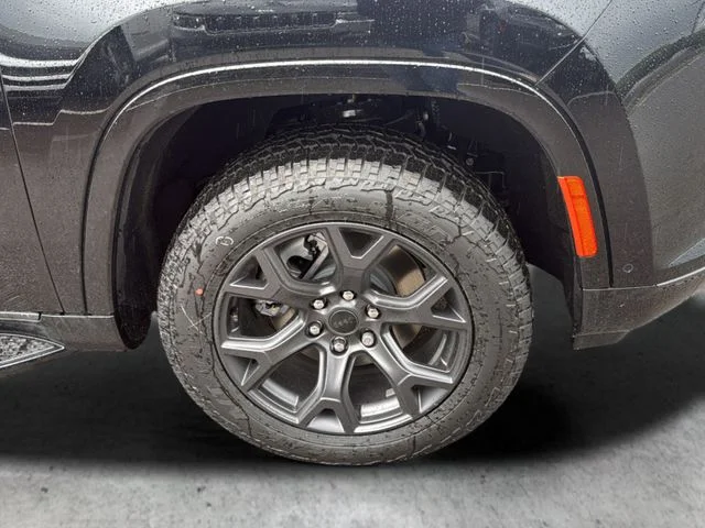 New 2026 High Gloss Black Exterior Paint Jeep Upland image 10