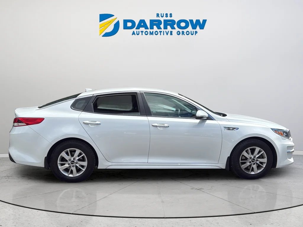 Used 2016 White Kia LX image 6