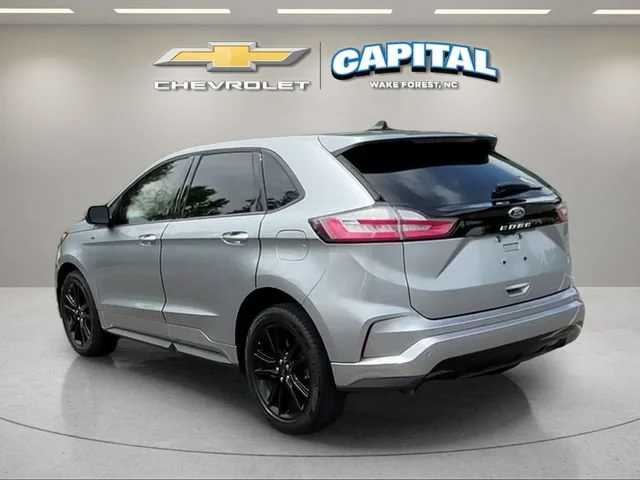 Used 2023 Silver Ford ST-Line image 3