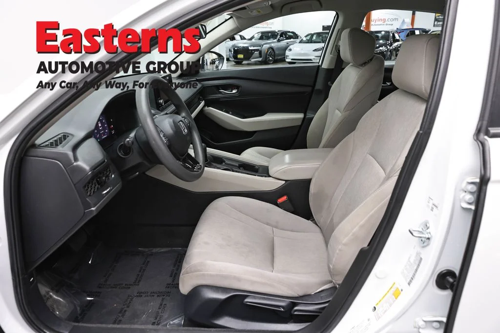 Used 2024 White Honda LX image 14