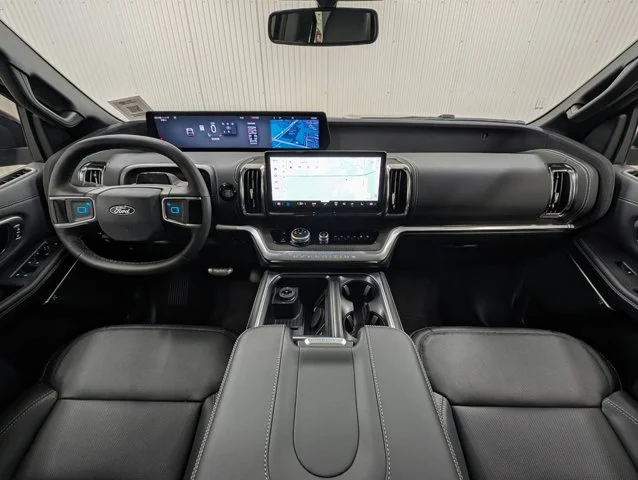New 2027 Agate Black Metallic Ford MAX Platinum image 38
