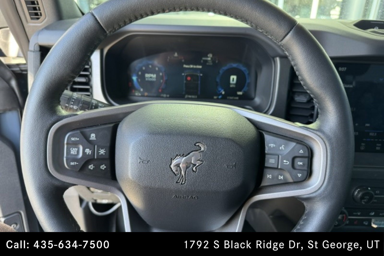 Used 2025 AZURE GRAY METALLIC Ford Badlands image 7