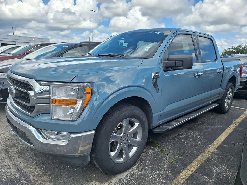 2023 Ford F-150 XLT SuperCrew 5-1/2 Box's photo