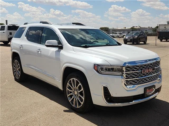 Used 2023 White Frost TRI GMC Denali Front-Wheel Drive image 6
