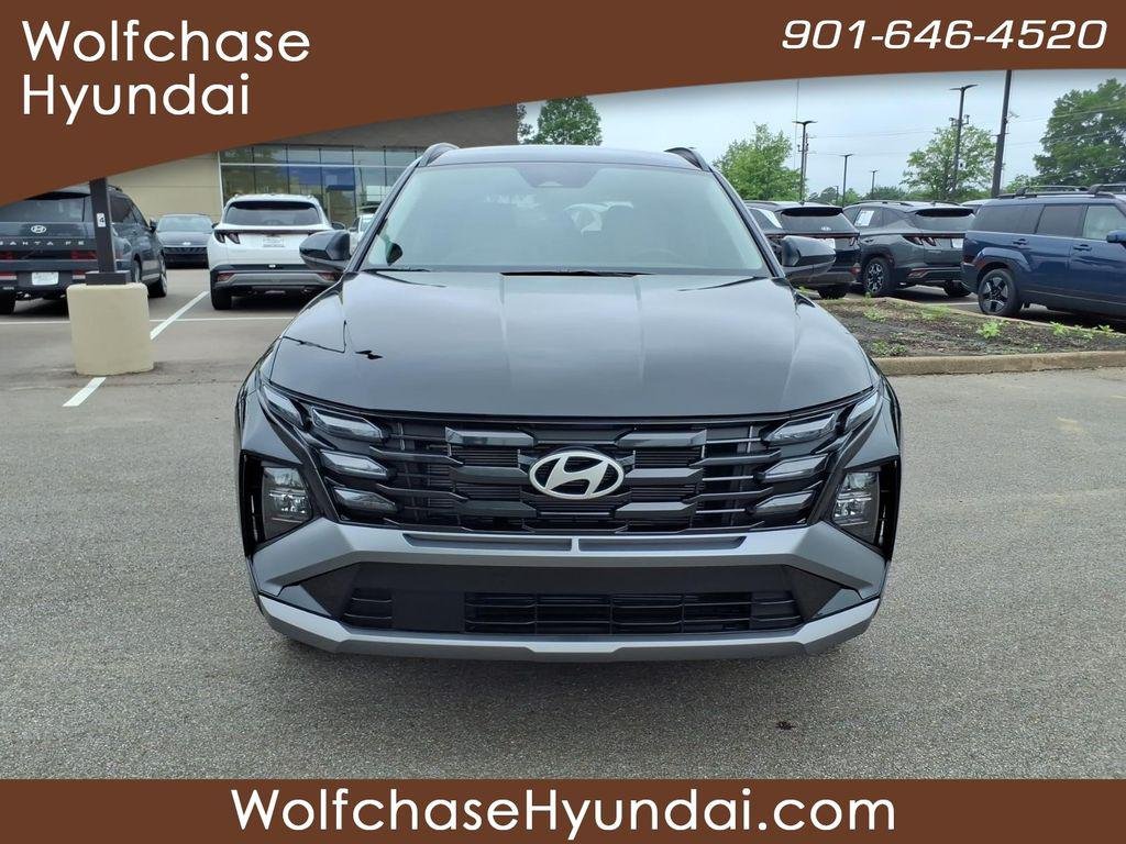 New 2026 Black Hyundai SEL FWD image 8