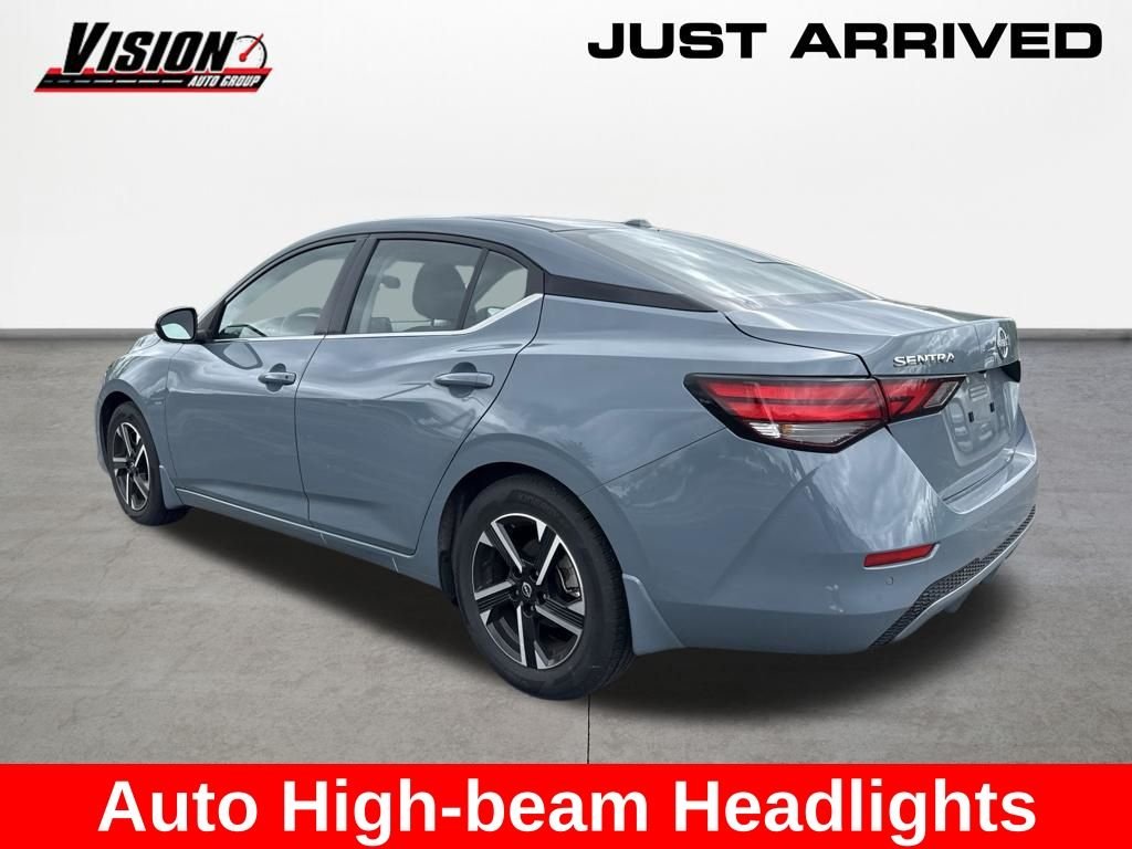 Used 2025 Gray Nissan SV image 8