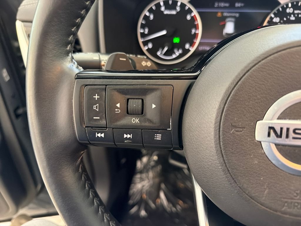 Used 2021 Boulder Gray Nissan SL image 25