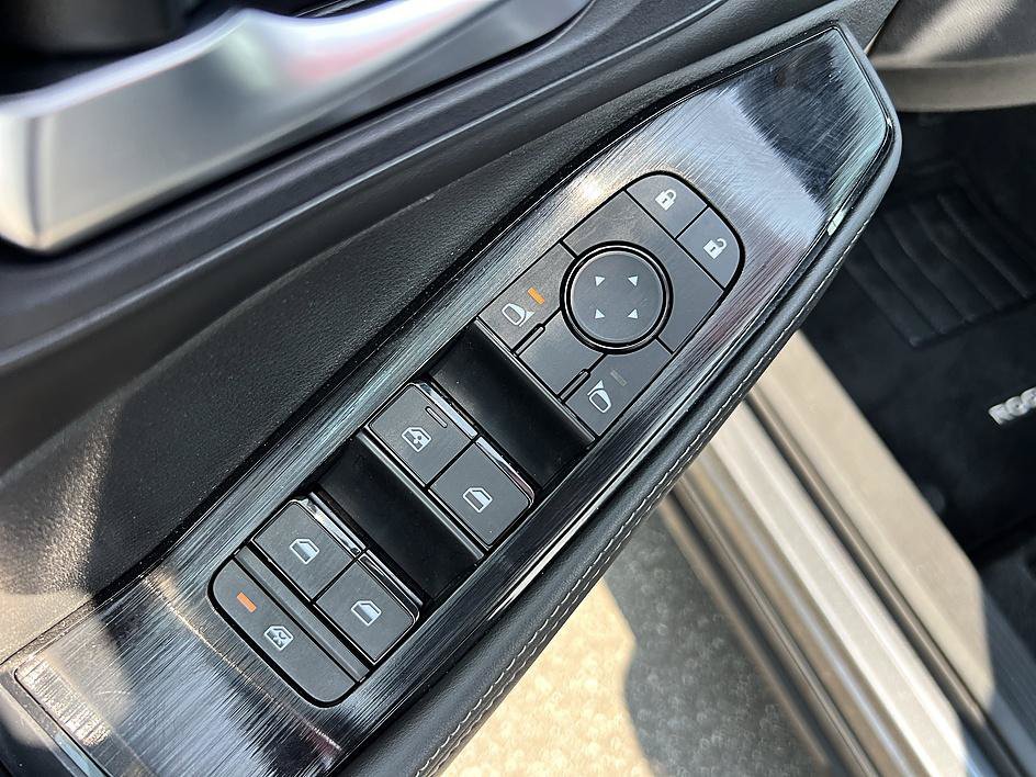 Certified Used 2023 Gun Metallic Nissan SV image 21