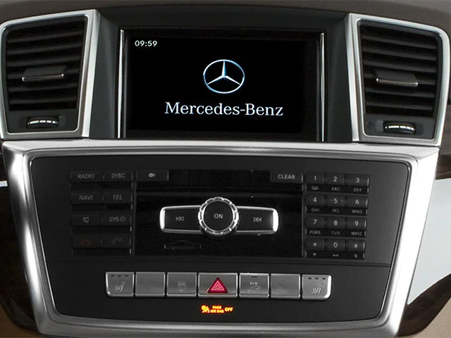Used 2013 Arctic White Mercedes-Benz ML 350 image 21