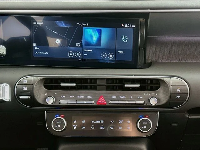 New 2027 White Hyundai SEL image 16