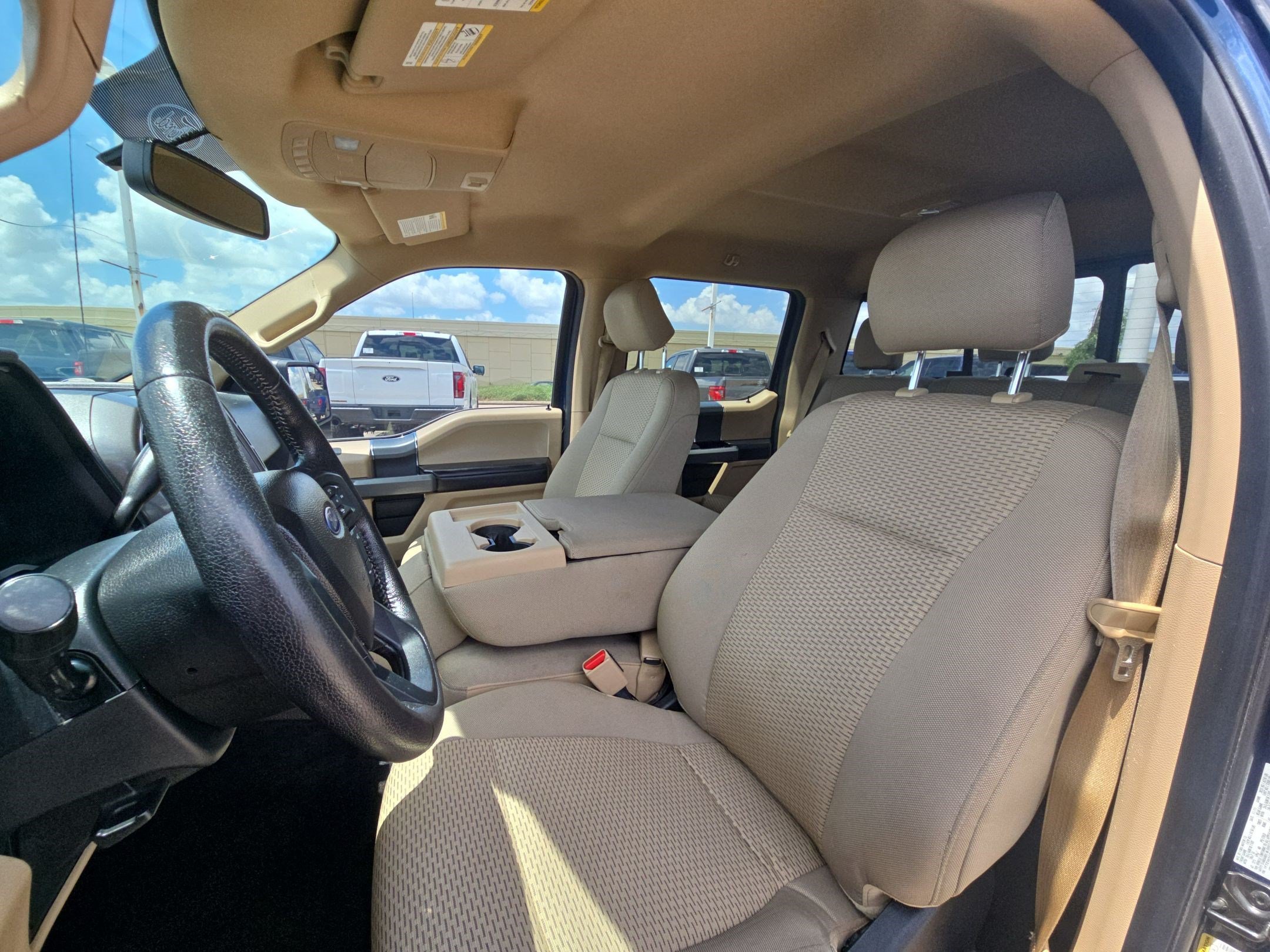 Used 2015 Blue Jeans Metallic Ford XLT image 14