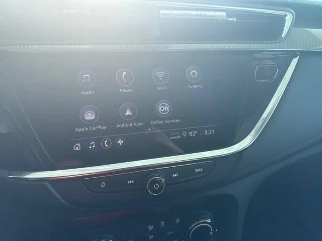 Used 2023 Summit White Buick Preferred image 9