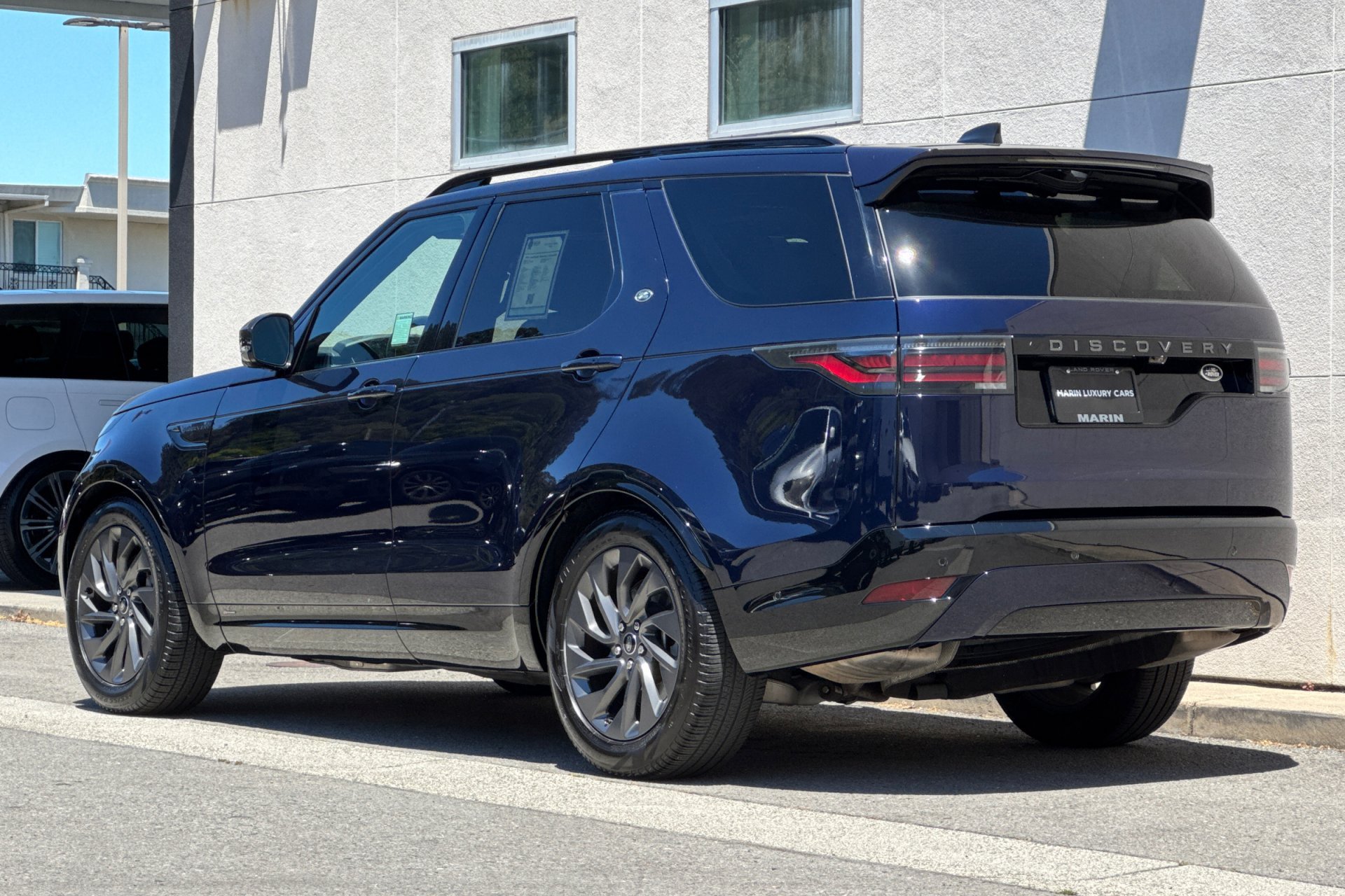 Used 2021 Portofino Blue Metallic Land Rover R-Dynamic S image 6