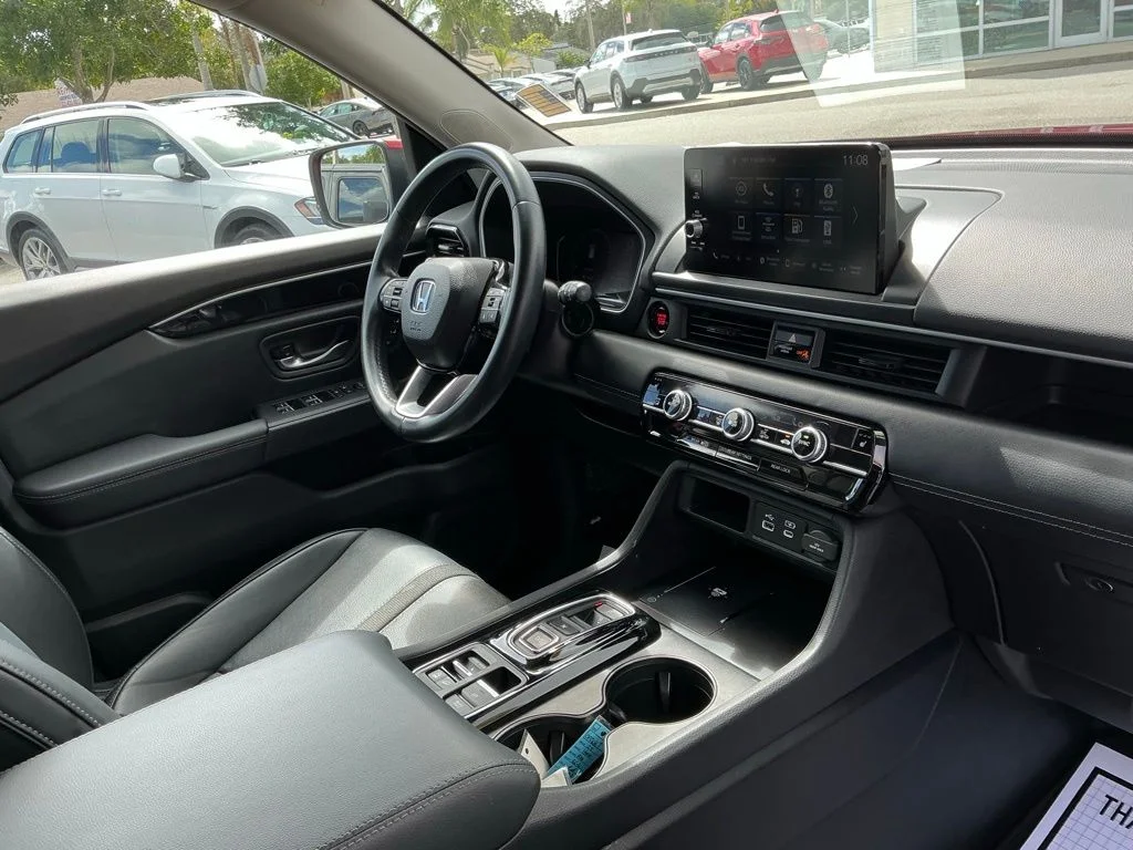 Used 2024 Red Honda EX-L image 14