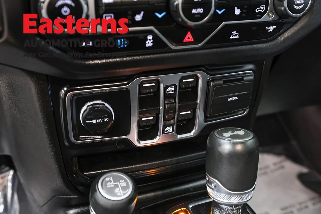 Used 2024 Gray Jeep Sahara 4xe image 21