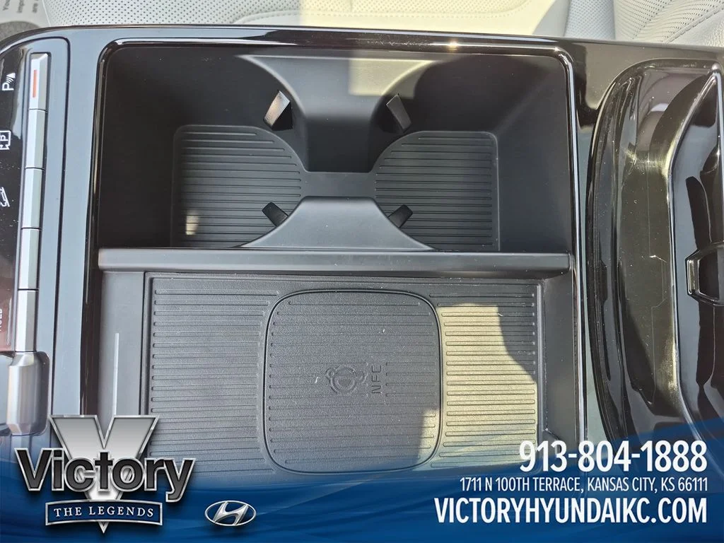 Used 2025 Gray Hyundai Limited image 26