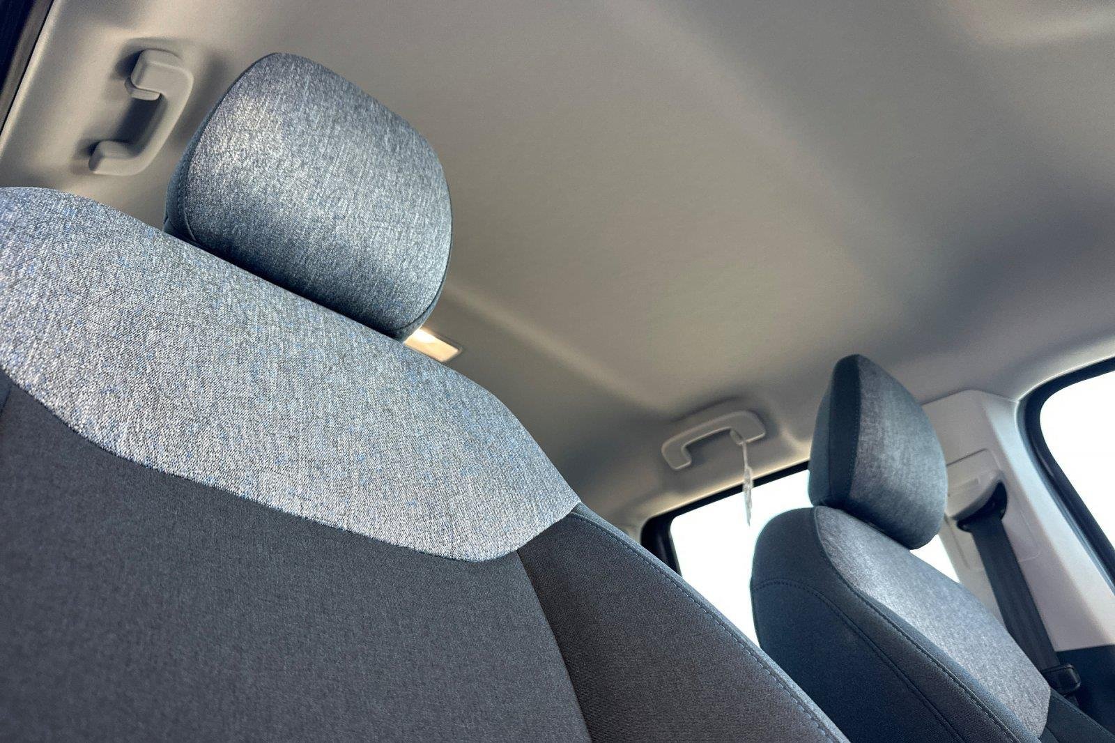 Used 2025 Carbonized Gray Metallic Ford XLT image 16