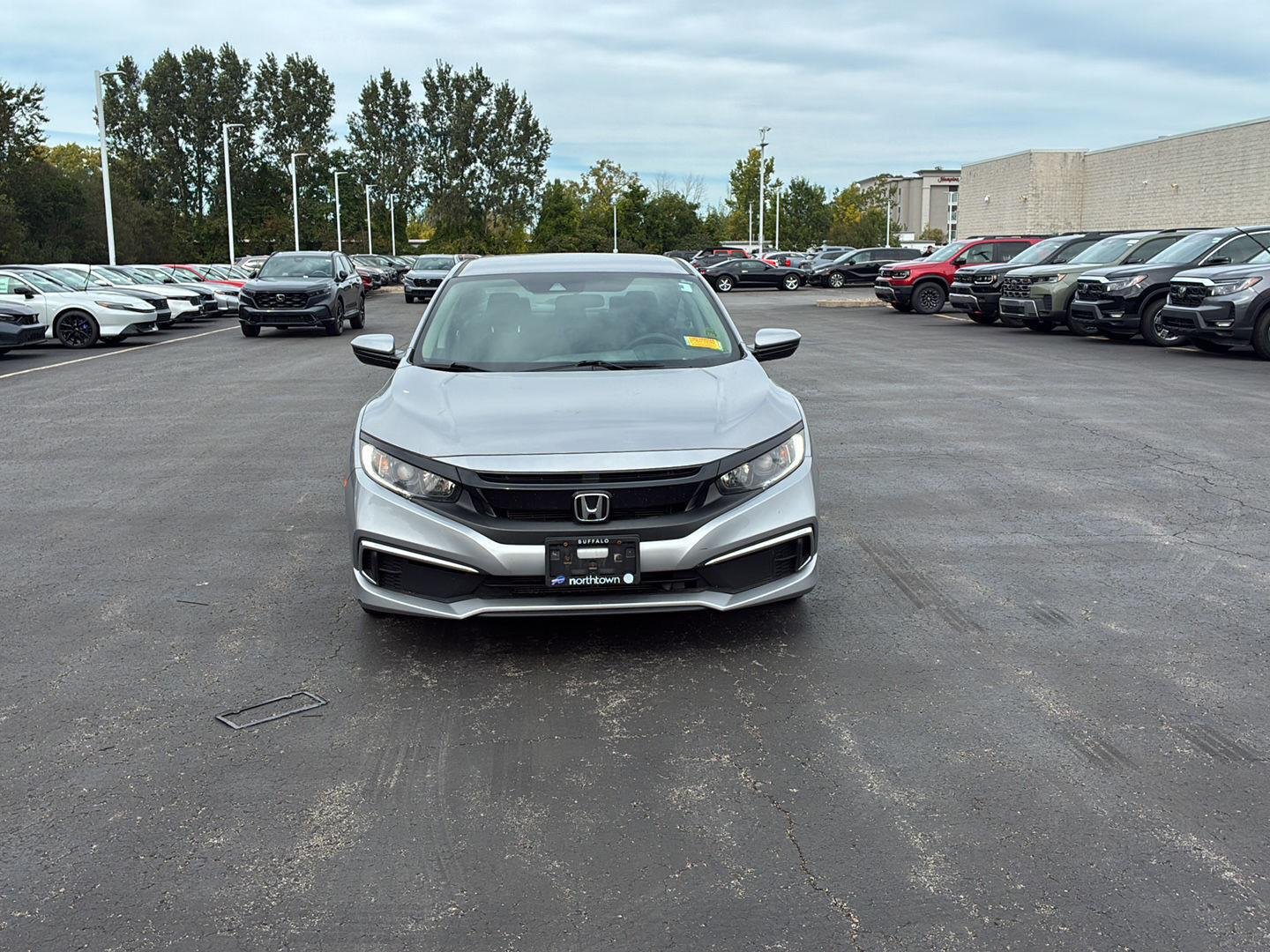 Used 2019 Lunar Silver Metallic Honda LX image 17