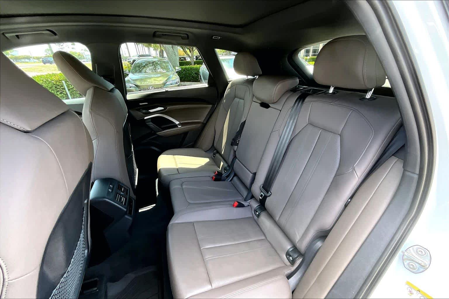 Used 2025 Glacier White Metallic Audi Premium Plus image 35