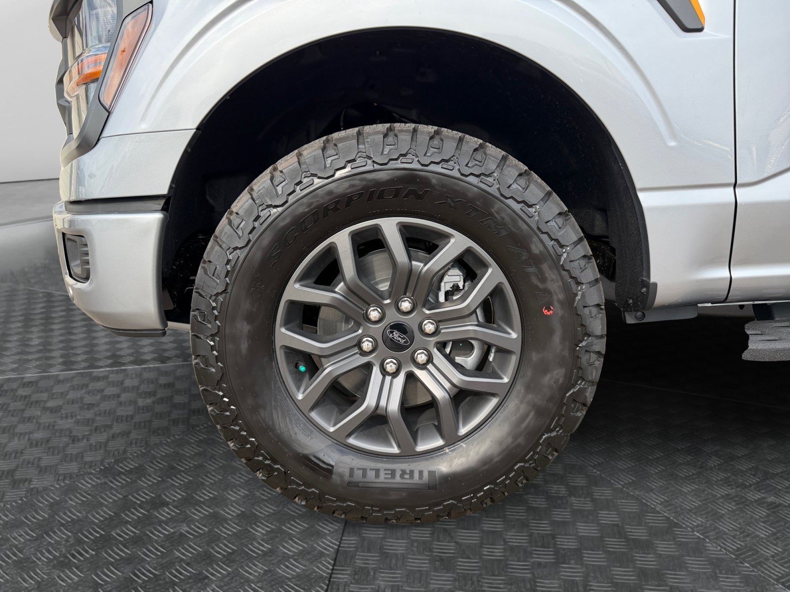 New 2026 Iconic Silver Metallic Ford Tremor image 9
