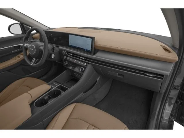 Used 2025 Serenity White Hyundai Limited image 18
