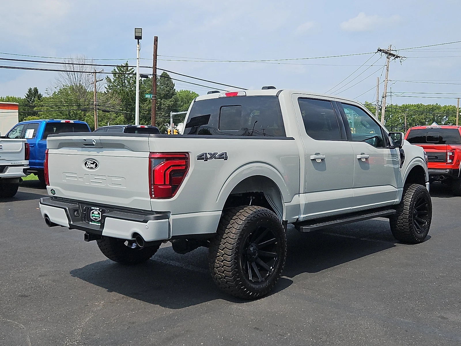 Used 2026 Carbonized Gray Metallic   M7 Ford LARIAT image 6