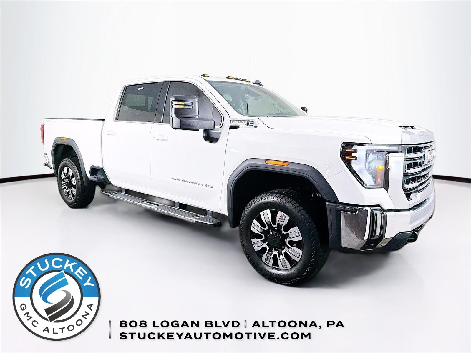 2025 GMC Sierra 4WD Crew Cab Standard Box SLE's photo