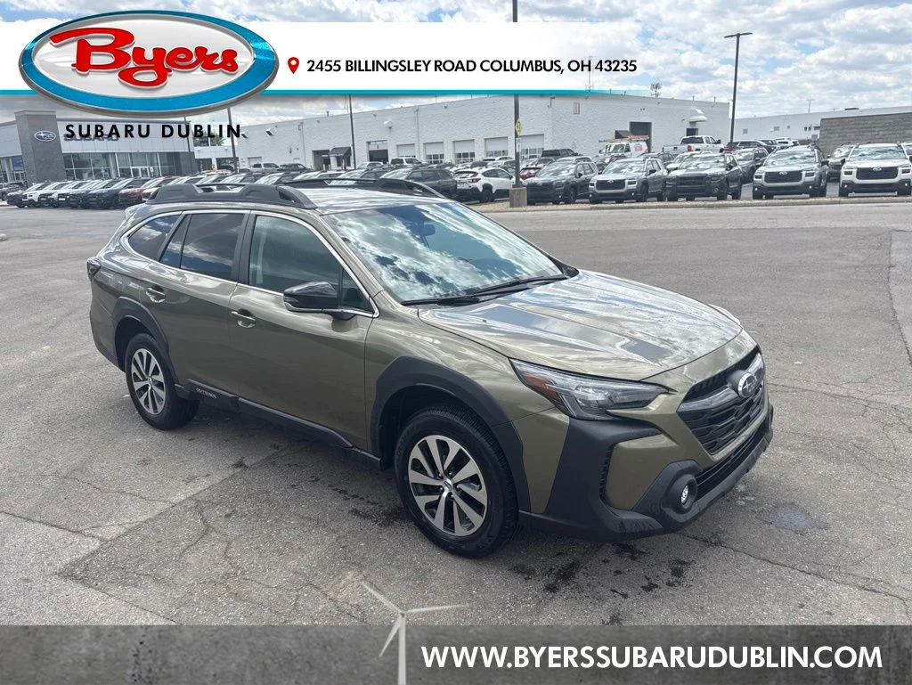 2024 Subaru Outback Premium's photo