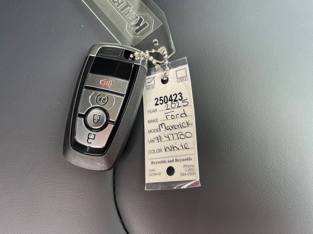 2025 Ford Maverick Lariat - Photo 15