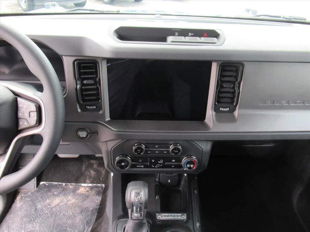2025 Ford Bronco 4-Door Base - Photo 19