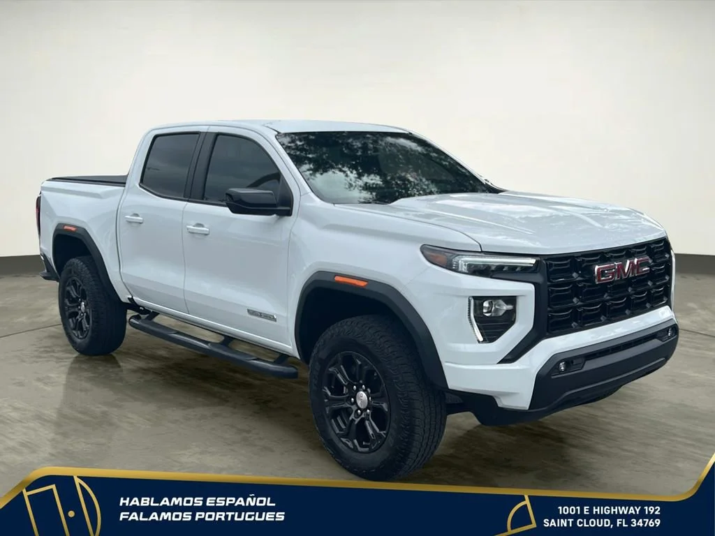Used 2024 Summit White GMC Elevation image 8