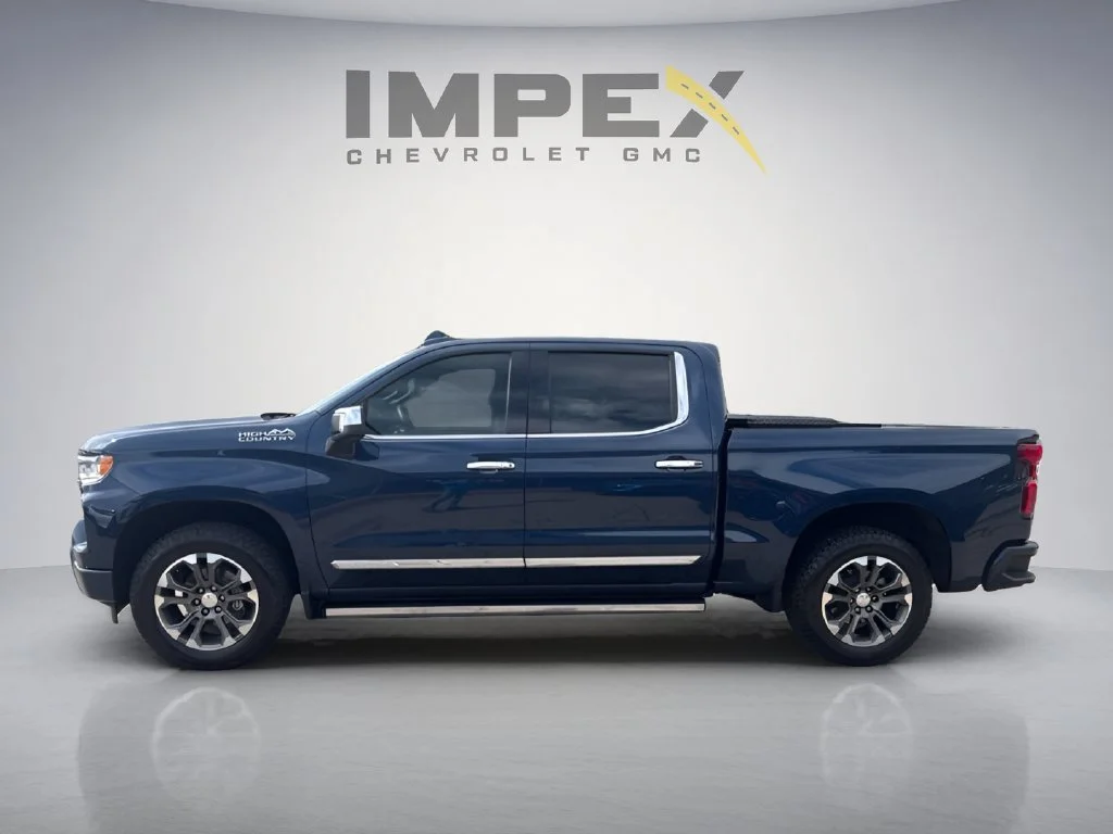 Used 2023 NORTHSKY BLUE METALLIC Chevrolet High Country image 2