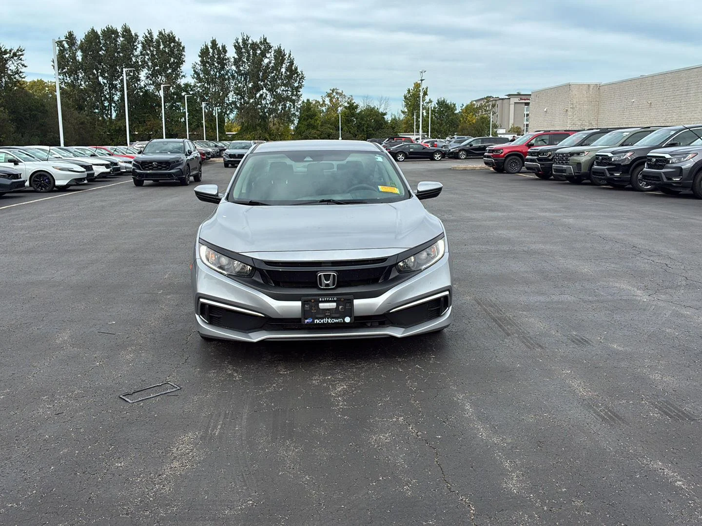 Used 2019 Lunar Silver Metallic Honda LX image 17