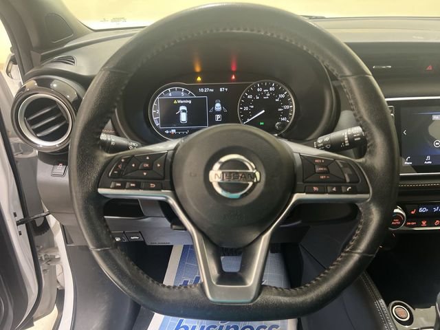 Used 2019 White Nissan SR image 10