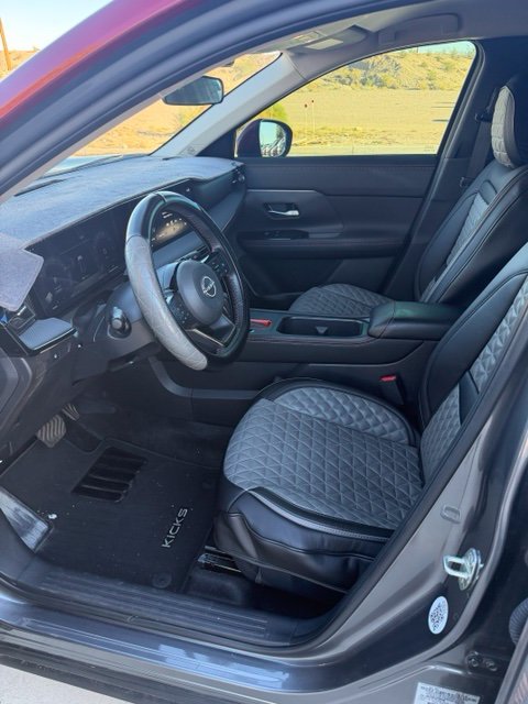Certified Used 2025 Gray Nissan SR image 7