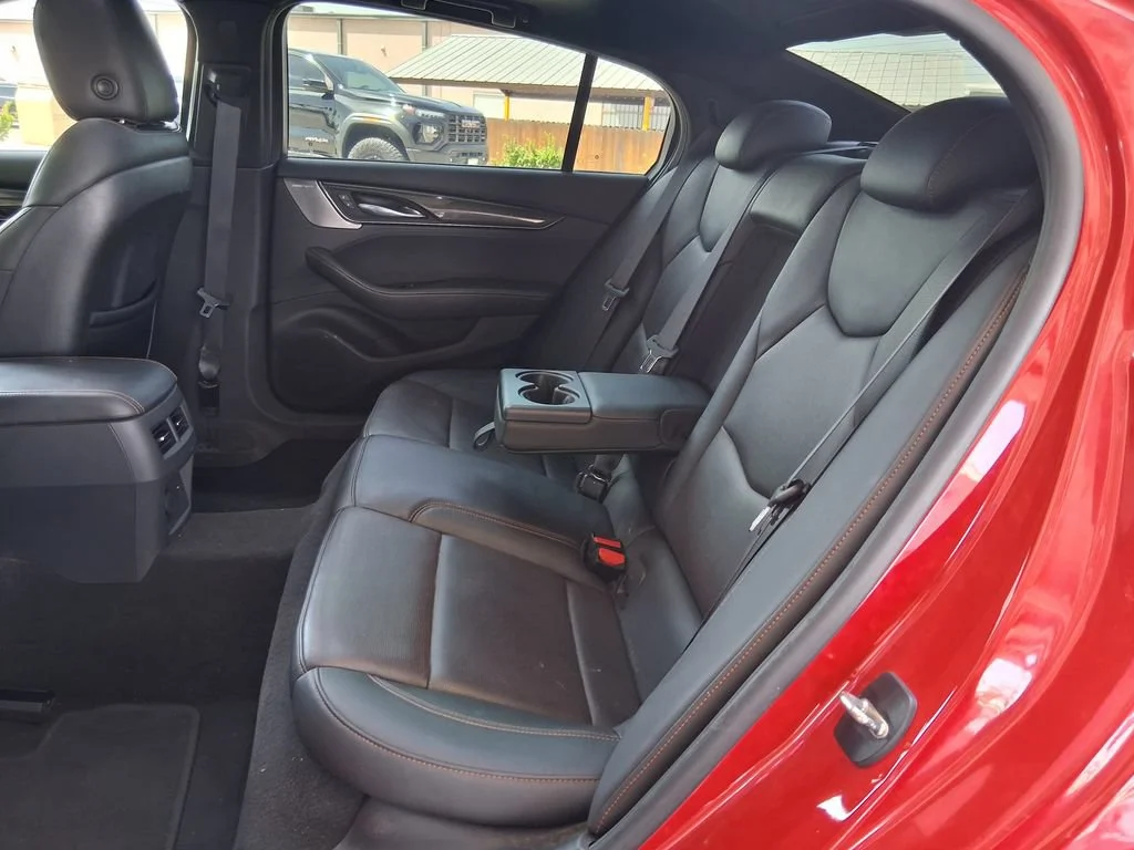 Used 2020 VELOCITY RED Cadillac Sport image 20