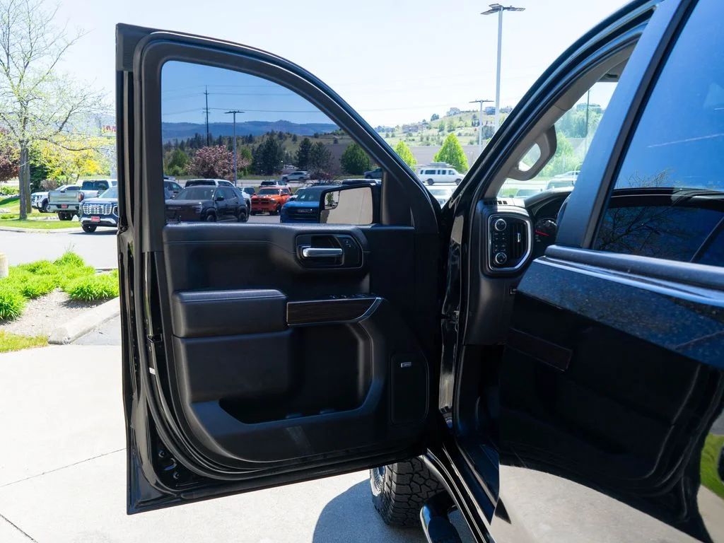 2021 Chevrolet Silverado 1500 RST - Photo 15