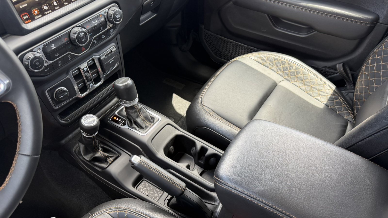 Used 2023 Black Clearcoat Jeep High Altitude image 24